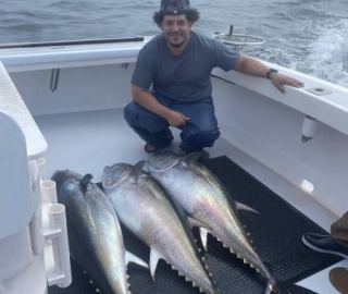 yellowfin-tuna-cape-cod-sportfishing-2023-guy